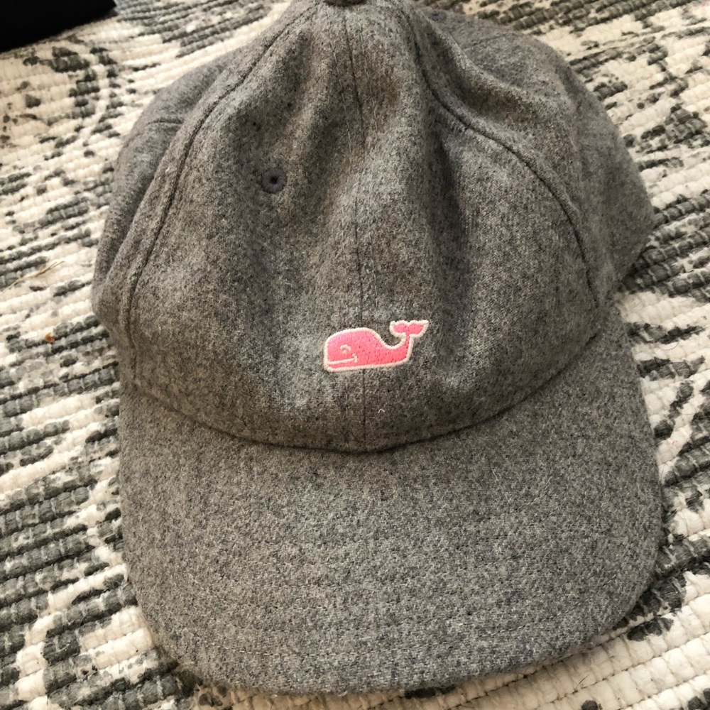Vineyard Vines hat, worn a few times